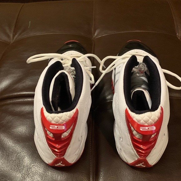 Nike Air Jordan (Men’s) - Picture 3 of 6